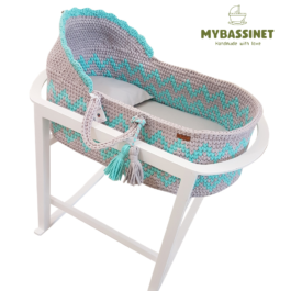 MYBASSINET Special Design: Baby Moses Basket with round Hood