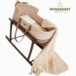Luxurious Baby Bedside: Comfortable & Secure Moses Basket, Enhance Baby Shower Photos